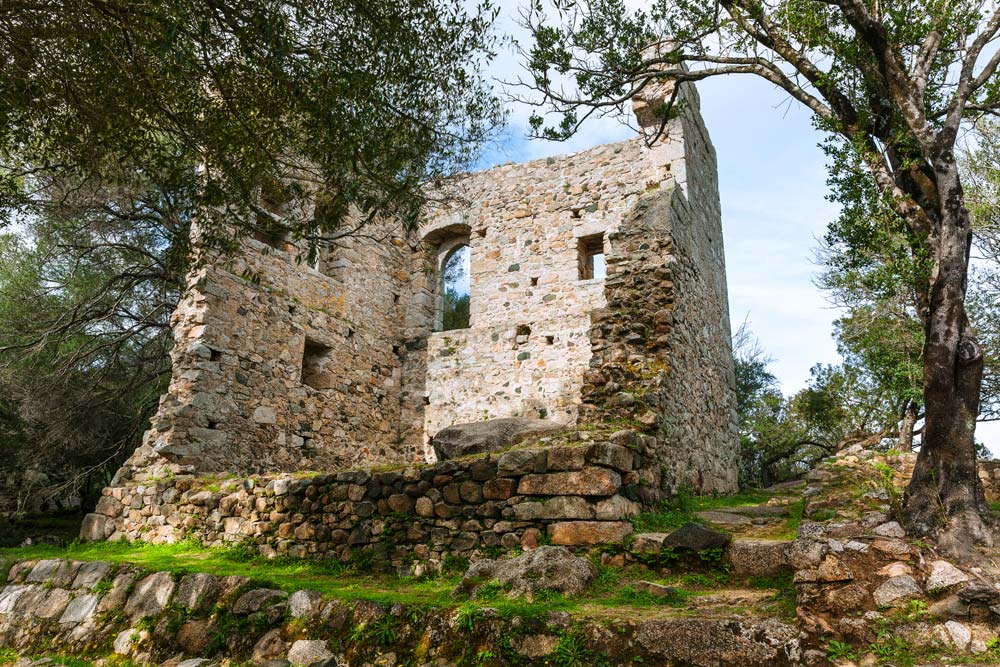 Lu Palazzu di Baldu: dalla leggenda alle più recenti ricerche archeologiche